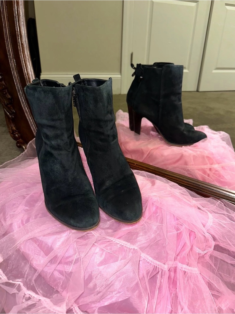 Coach black suede ankle boots with zipper closure - size 9.